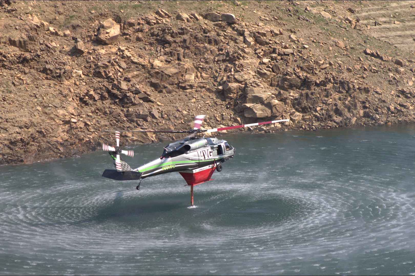 A Sikorsky UH-60 helicopter